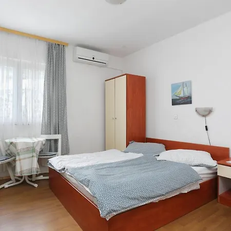 6695a Apartman *